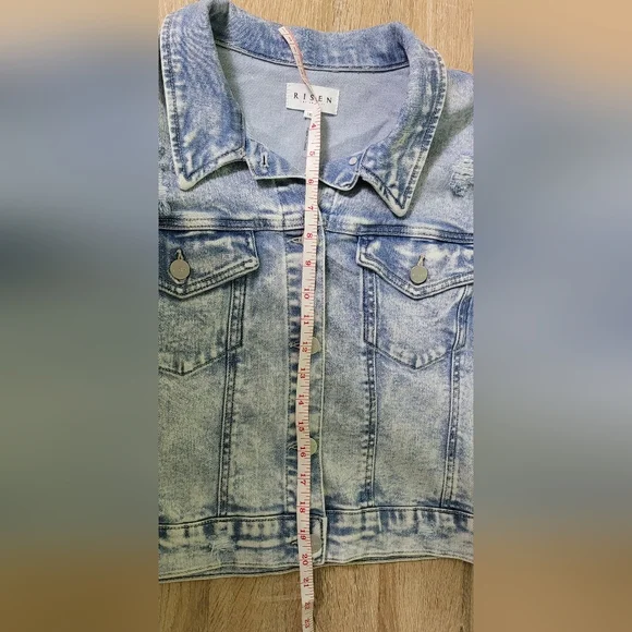 Risen Los Angeles Cropped Distressed Jean Jacket Light Wash Denim Stretch 1X - Picture 7 of 7